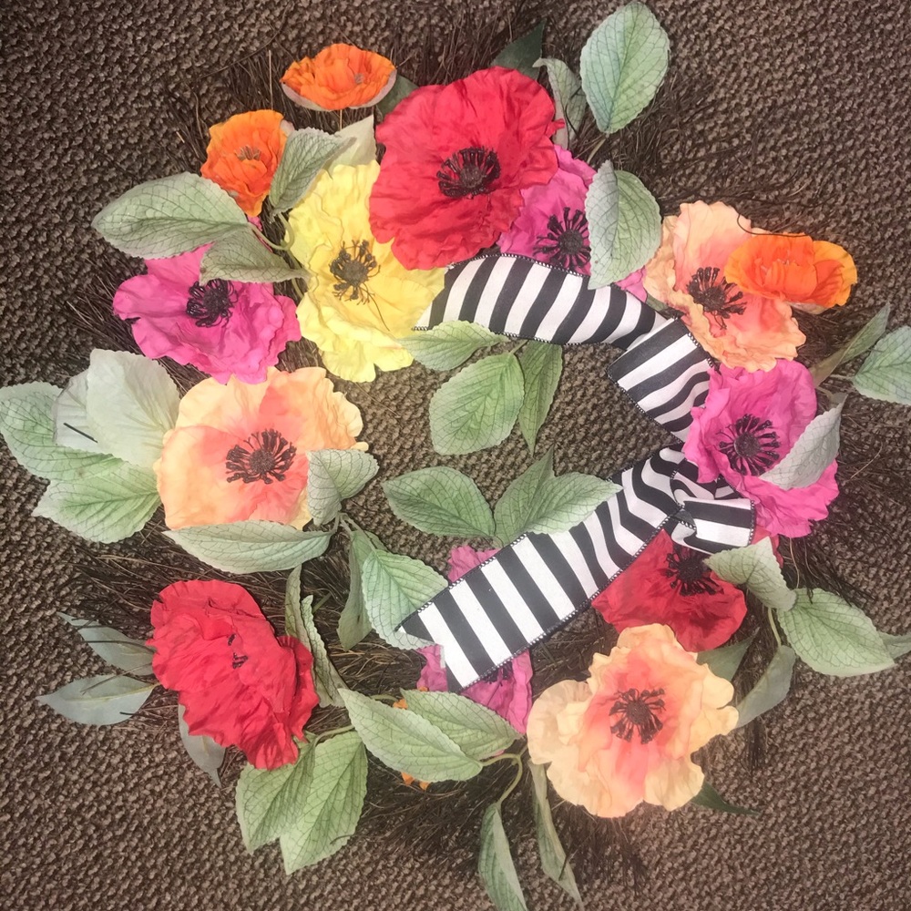 Pier One Peony and Poppy Wreath New with Tags